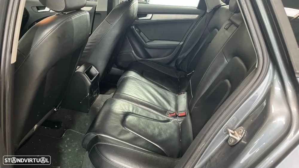 Audi A4 Avant 2.0 TDI e DPF Attraction - 11