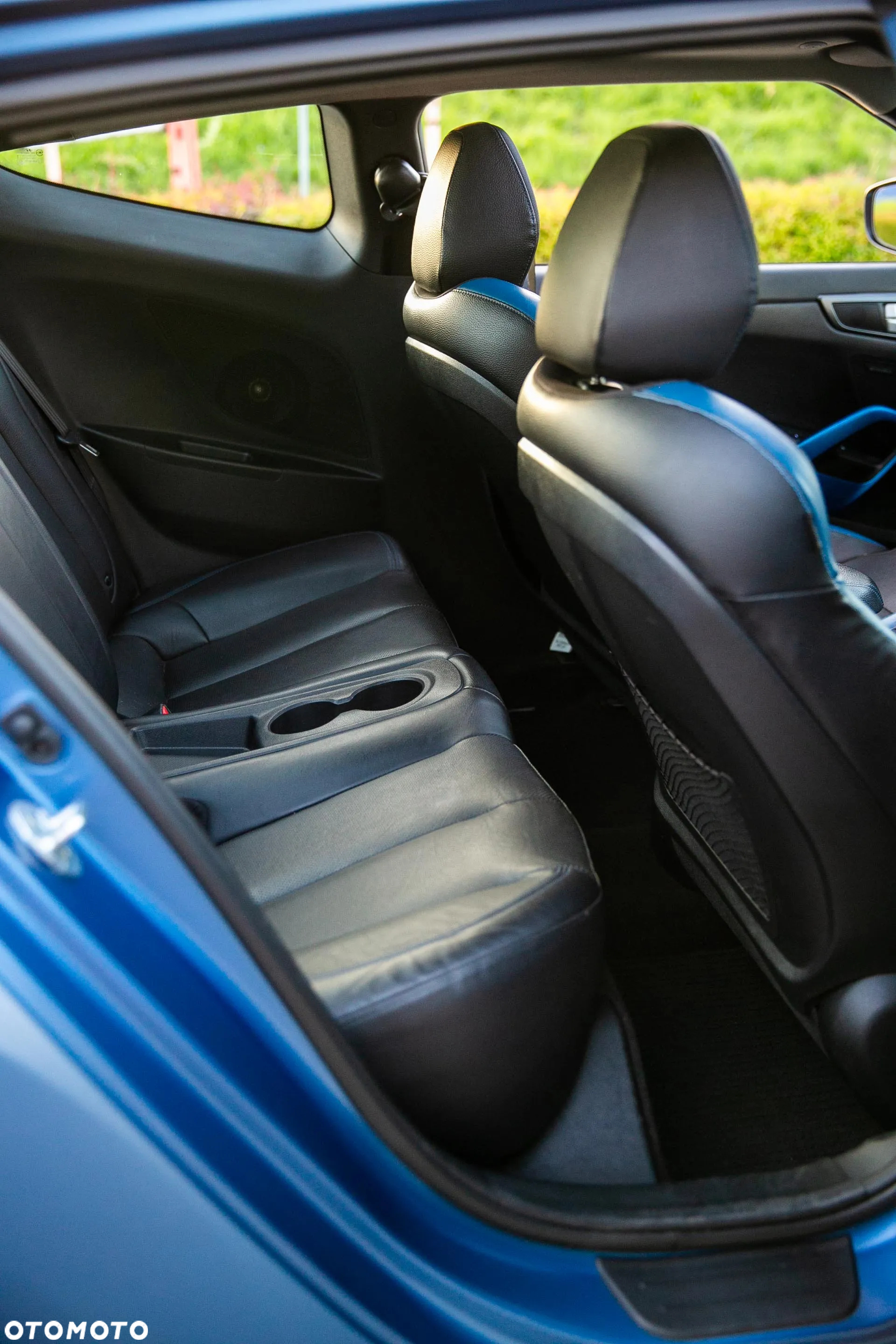 Hyundai Veloster - 14