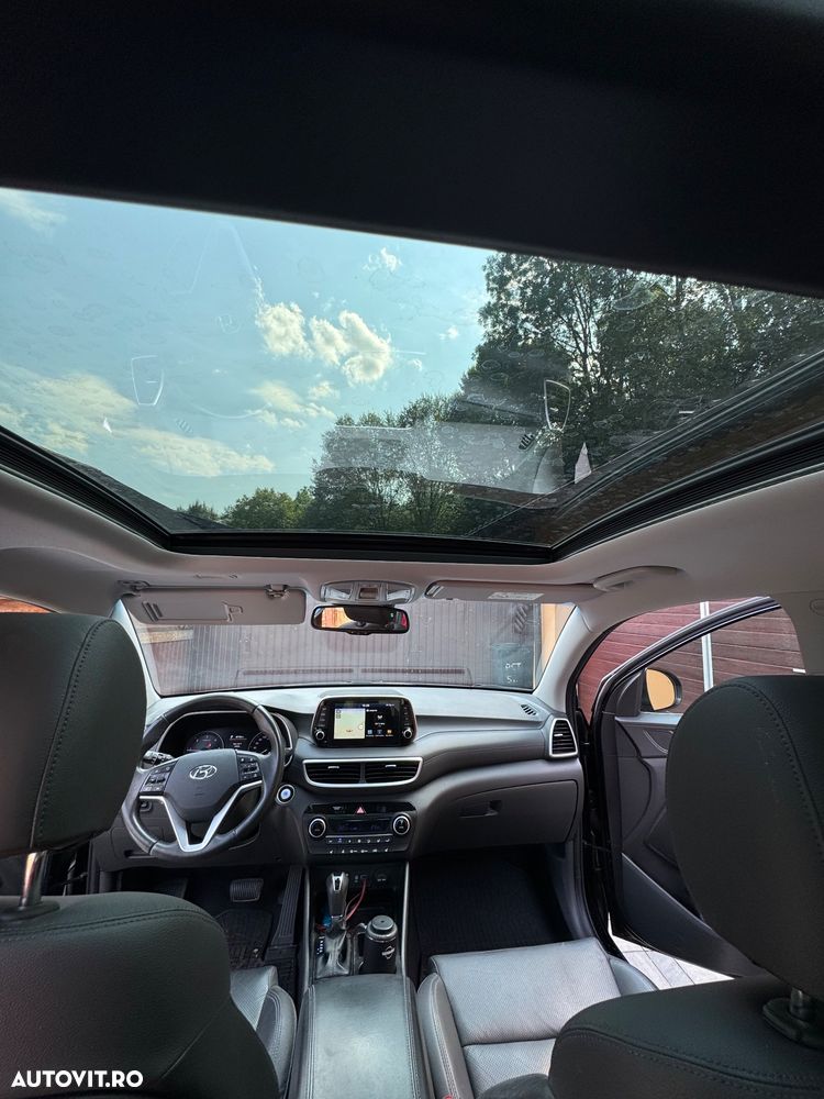 Hyundai Tucson 2.0 CRDI 4WD 8AT Luxury - 11