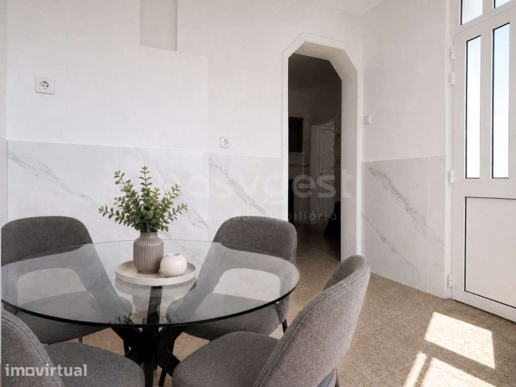 Apartamento remodelado T2 com 2WC e vista mar - Grande imagem: 5/15