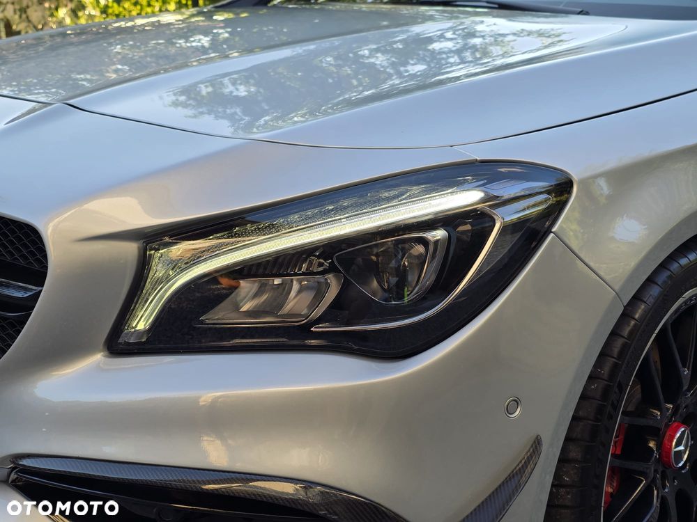Mercedes-Benz CLA AMG 45 4Matic AMG Speedshift DCT 7G - 19