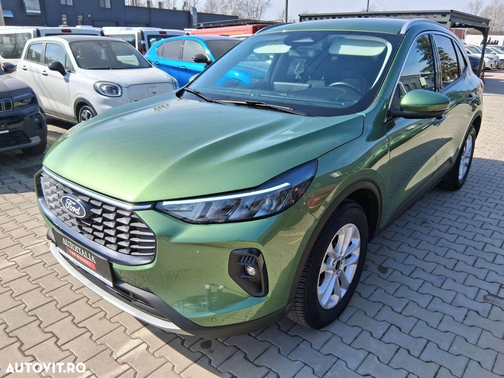 Ford Kuga - 1