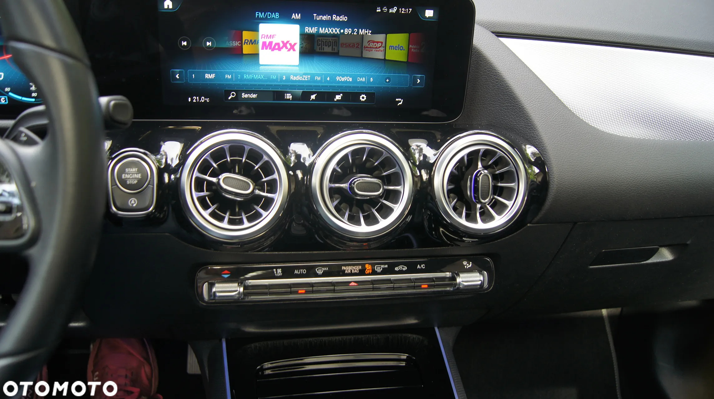 Mercedes-Benz GLA 200 4-Matic AMG Line - 29