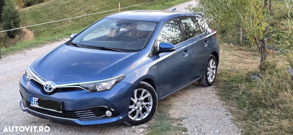 Toyota Auris - 1