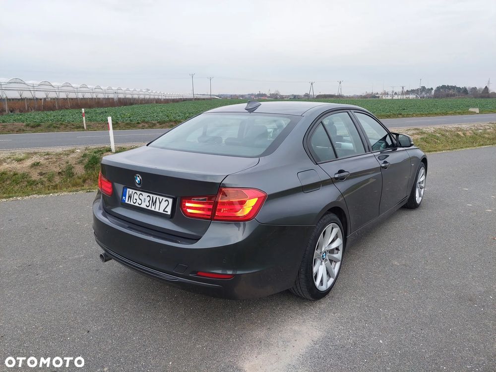 BMW Seria 3 318d Modern Line - 6