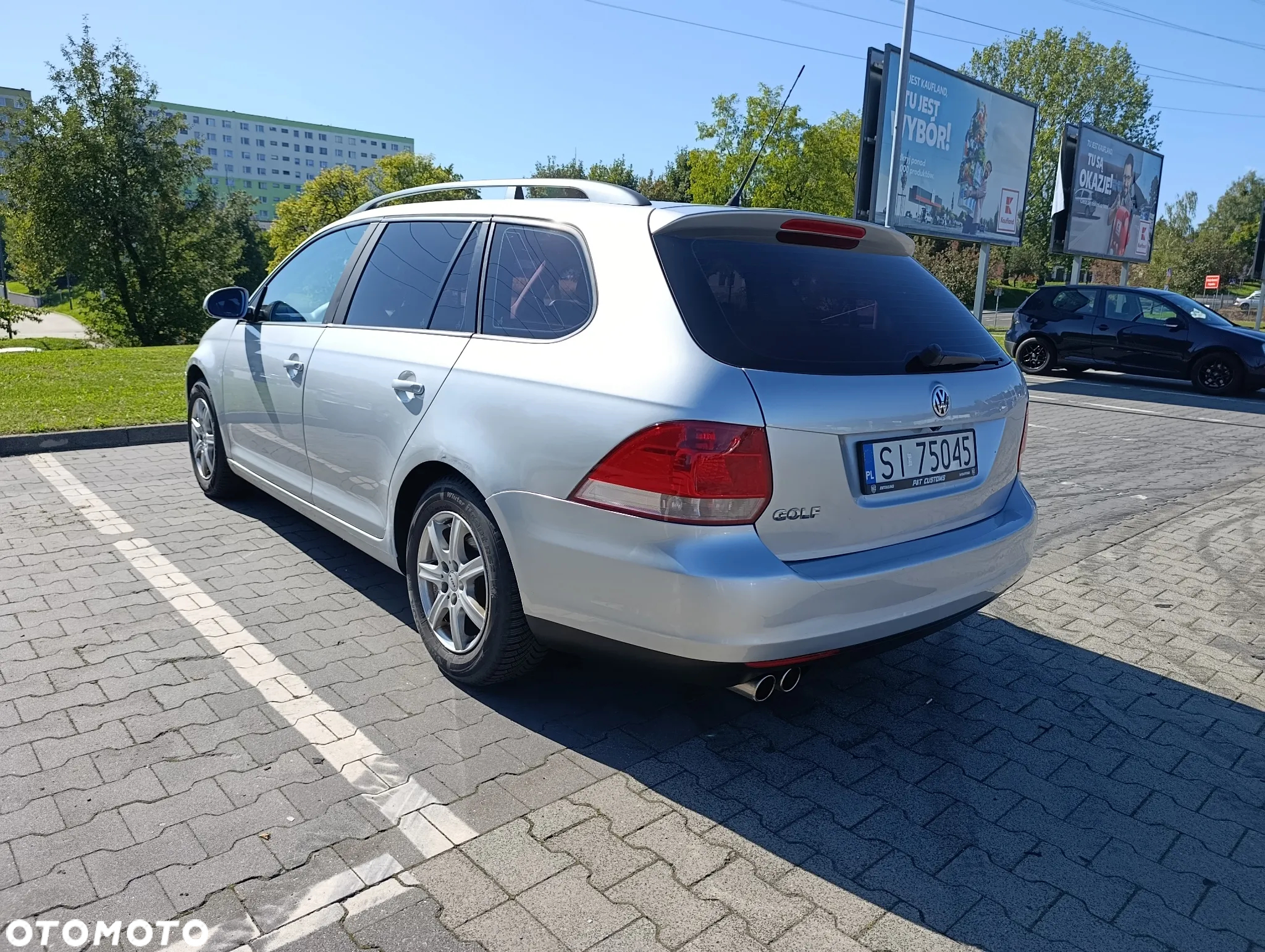 Volkswagen Golf - 6