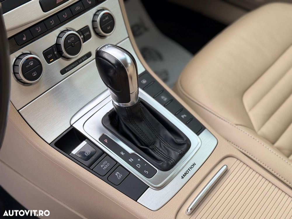 Volkswagen Passat 2.0 TDI 4Motion DSG BlueMotion Tech Highline - 12