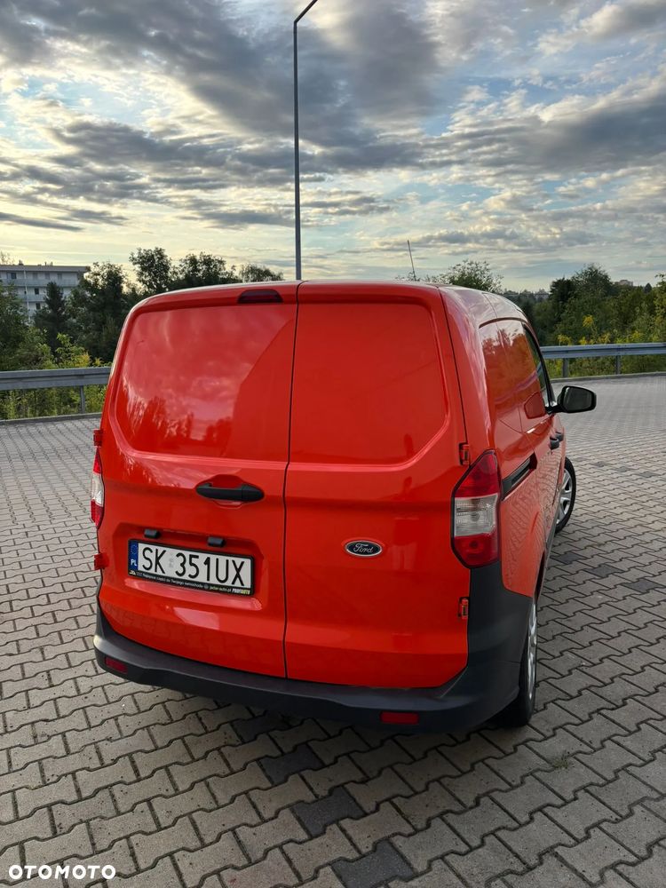 Ford Transit Courier Ambiente - 4