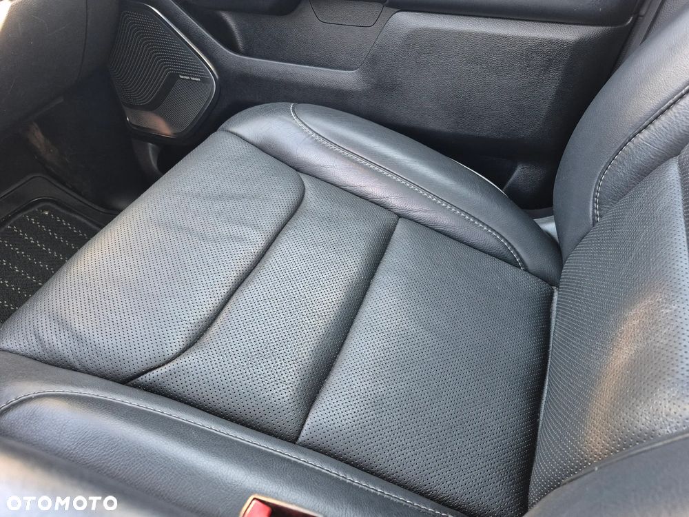 RAM 1500 5.7 Crew Cab Limited - 11