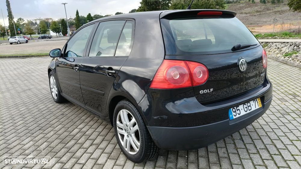 VW Golf 1.9 TDi BlueM. Confortline - 6