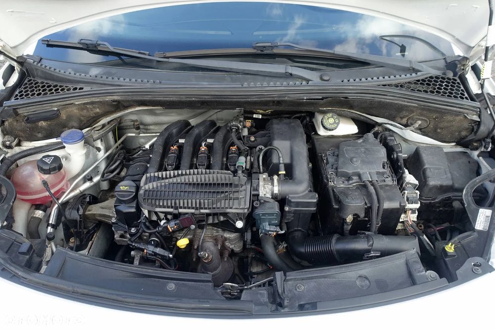 Citroën C3 1.2 PureTech Exclusive - 26