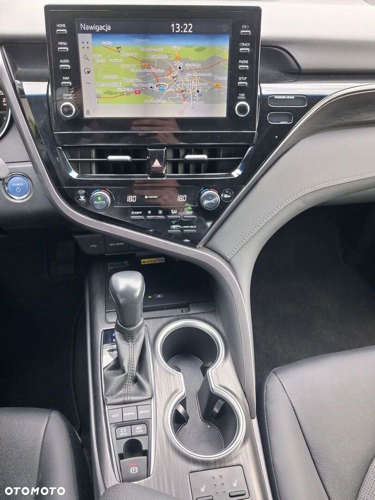 Toyota Camry 2.5 Hybrid Executive CVT - 15