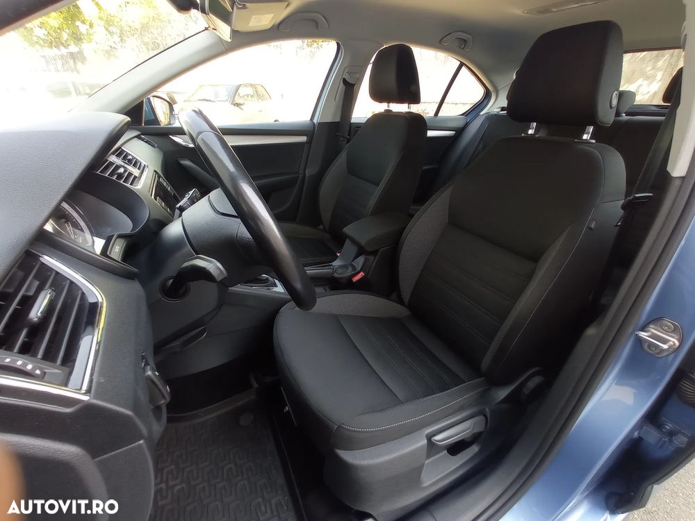 Skoda Octavia 1.6 TDI DSG Ambition - 16