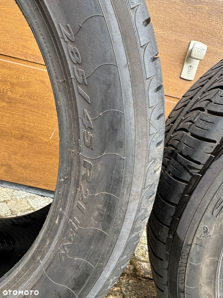 Opony 285/45/r21 - 5