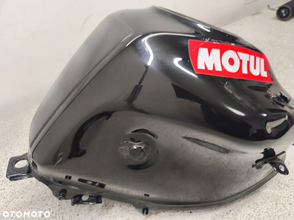 Bak, zbiornik paliwa KTM 125 Duke - 14