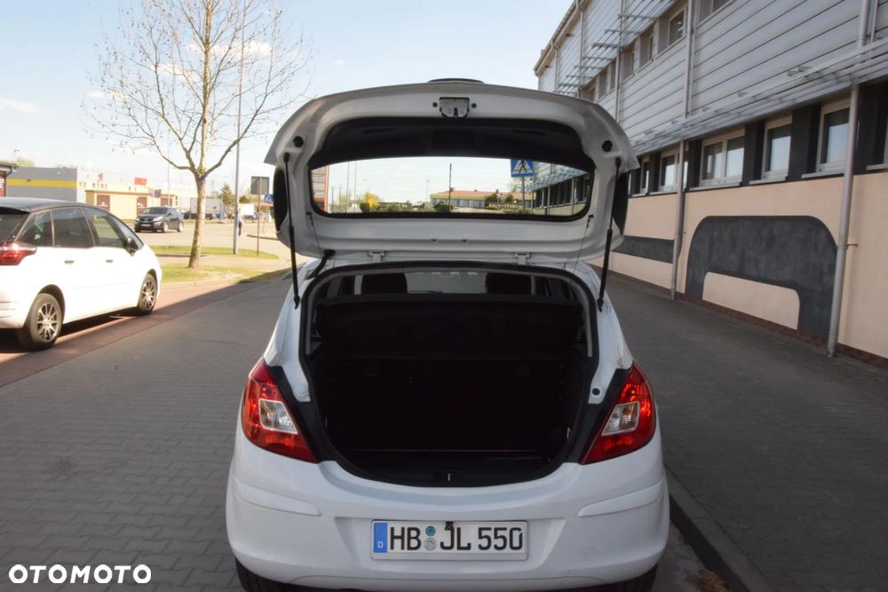 Opel Corsa 1.0 12V Cosmo - 20