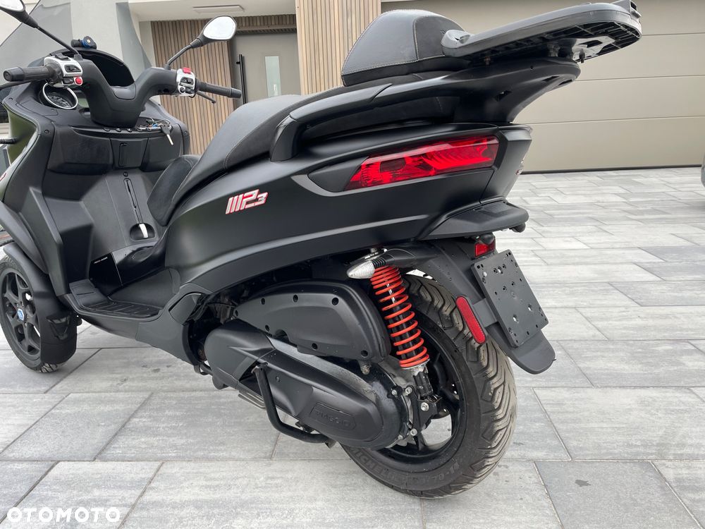 Piaggio MP-3 - 13