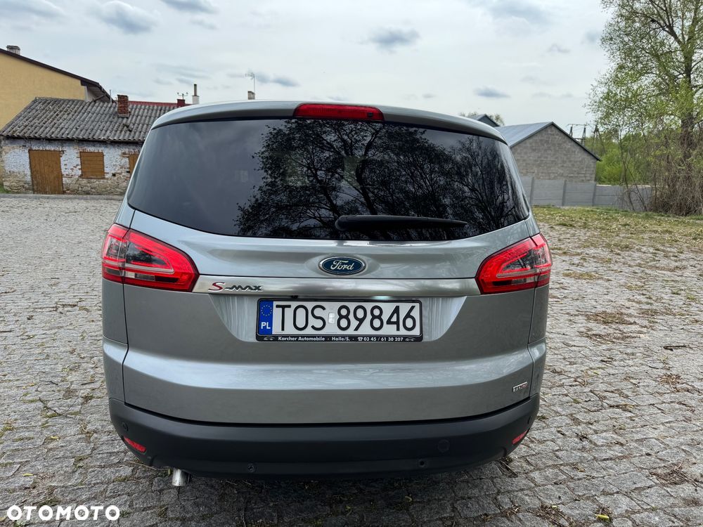 Ford C-MAX 2.0 TDCi Champions Edition - 14