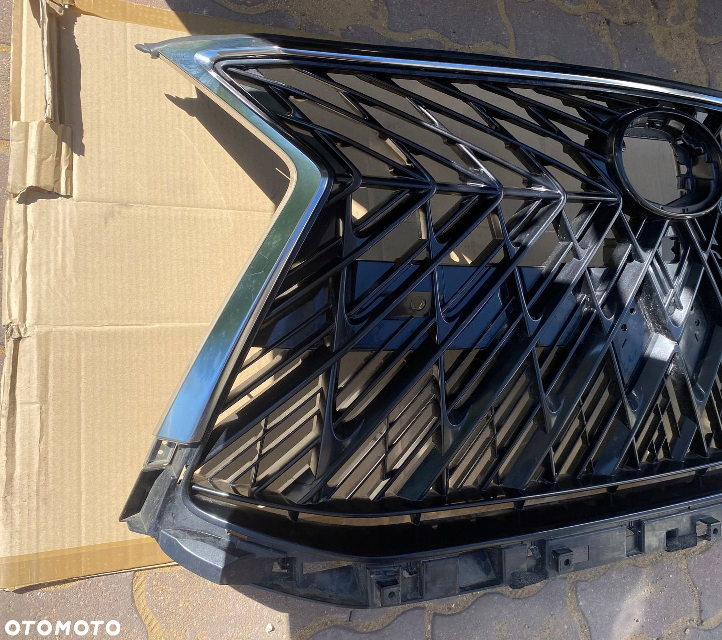 Atrapa Lexus LX - 2