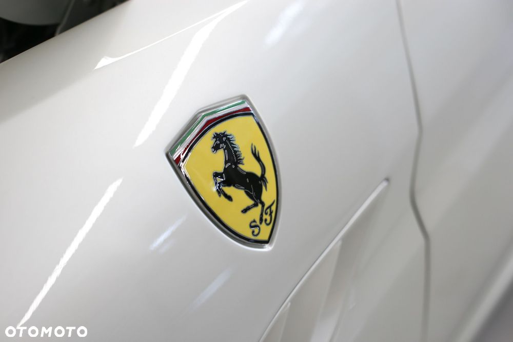 Ferrari California - 19