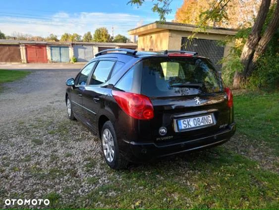 Peugeot 207 1.4 Trendy - 32