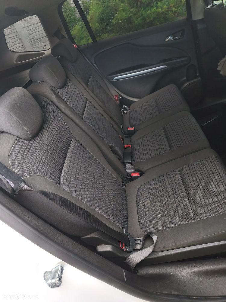 Opel Zafira Tourer 1.4 Turbo drive - 5
