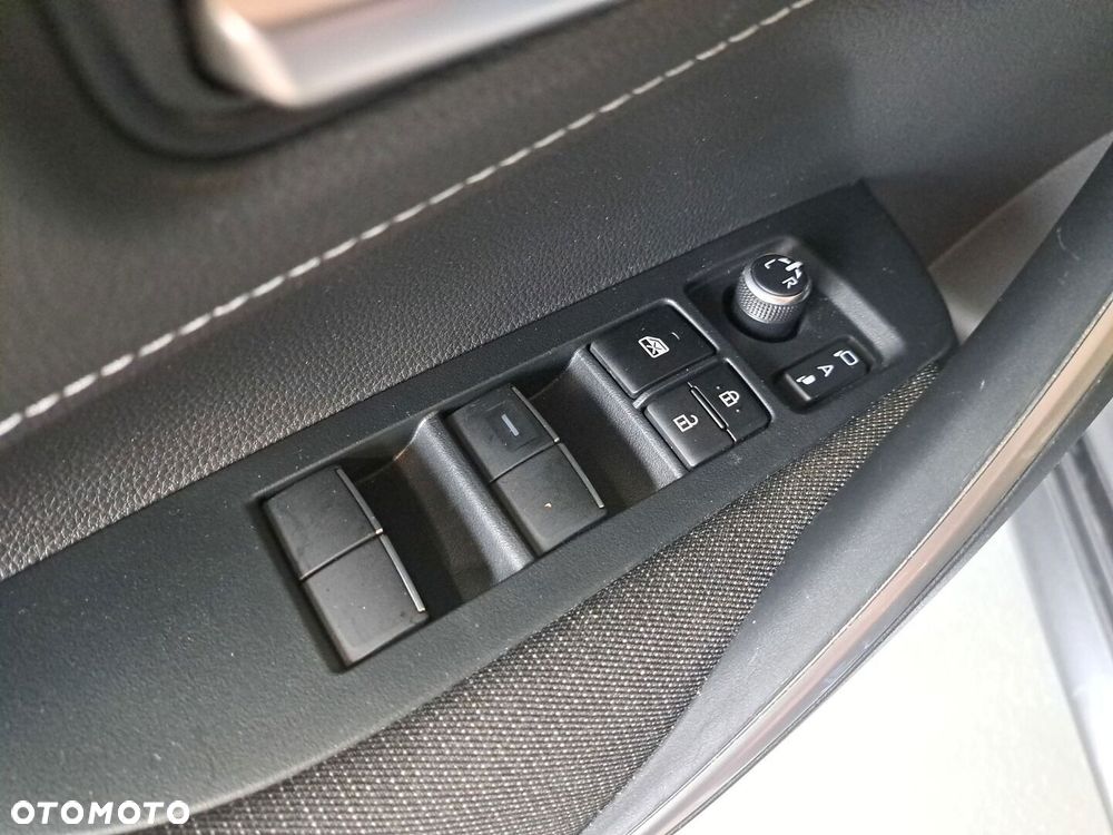 Toyota Corolla 1.8 Hybrid Comfort - 35