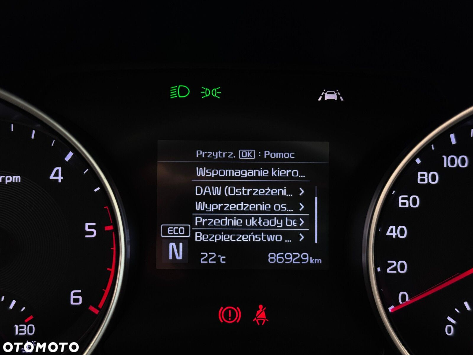 Kia Ceed - 34