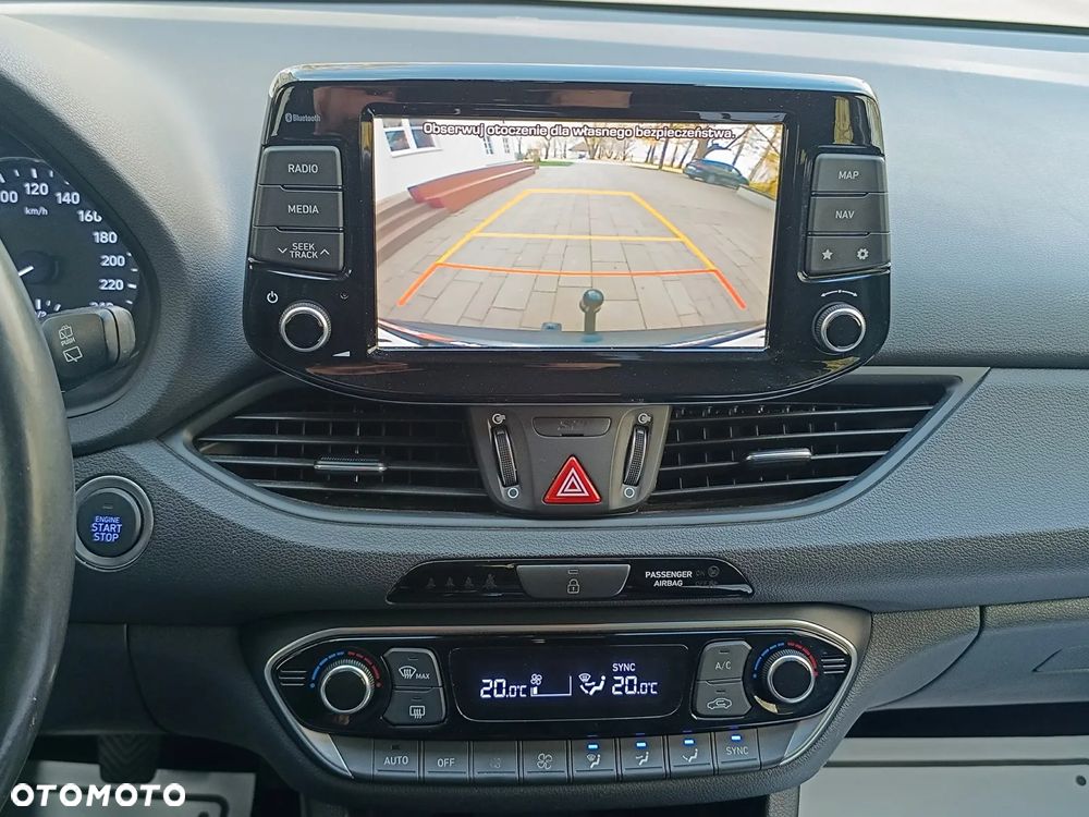 Hyundai i30 blue Kombi 1.6 CRDi Style - 32