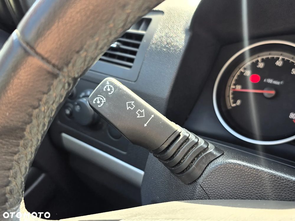 Opel Zafira 1.8 Innovation 110 Jahre - 29