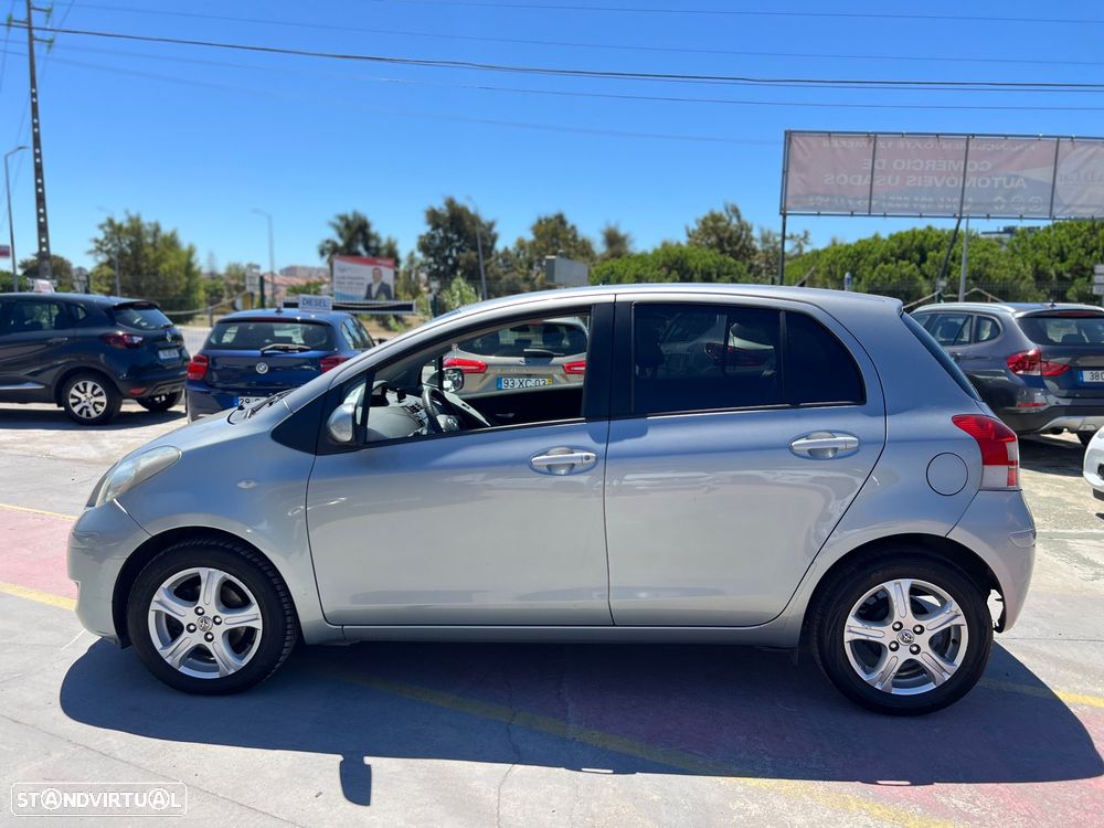 Toyota Yaris 1.4 D-4D Sol - 8