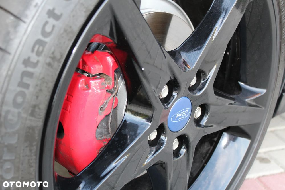 Ford Focus 1.0 EcoBoost ST-Line Black ASS - 26