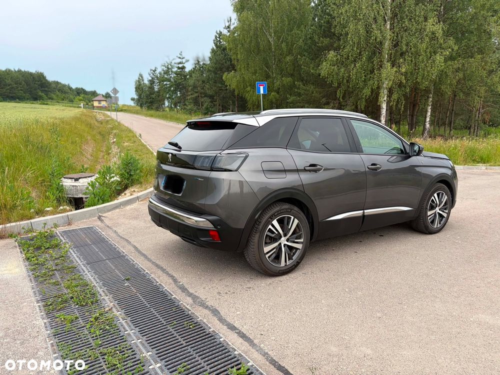 Peugeot 3008 1.6 PureTech Hybrid PHEV Road Trip S&S EAT8 - 8