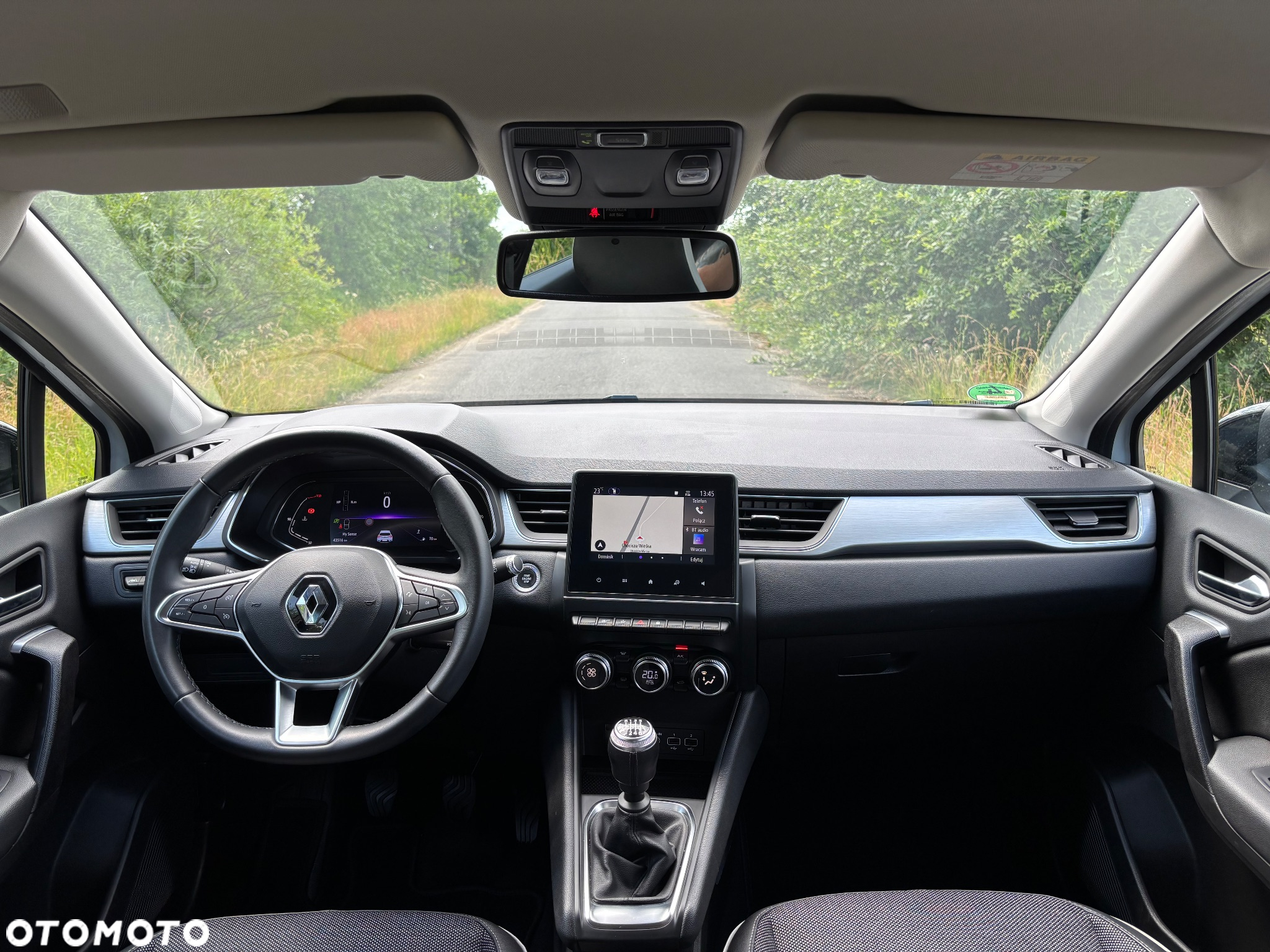 Renault Captur - 10
