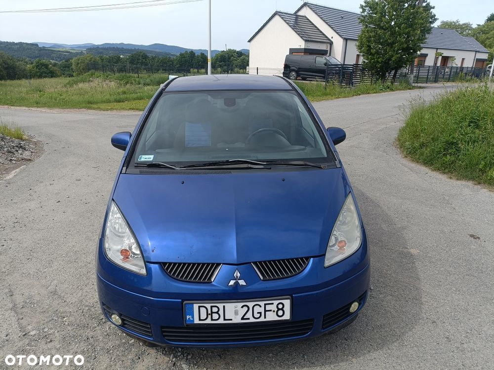 Mitsubishi Colt - 3