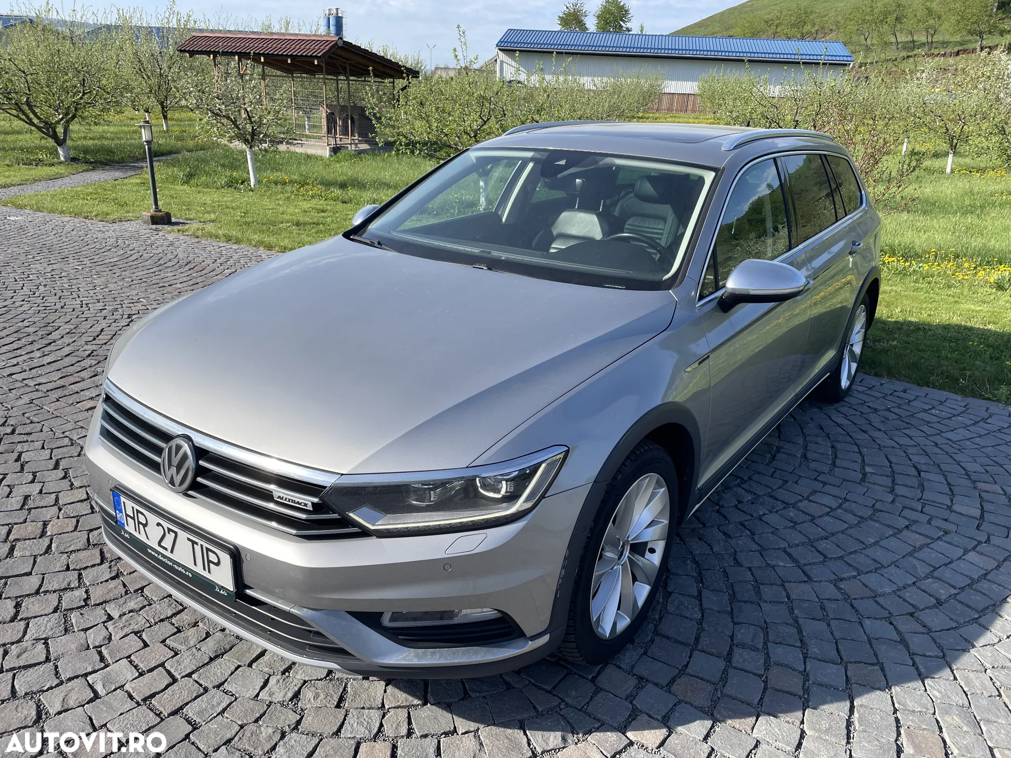 Volkswagen Passat Alltrack 2.0 TDI DSG 4Motion - 4