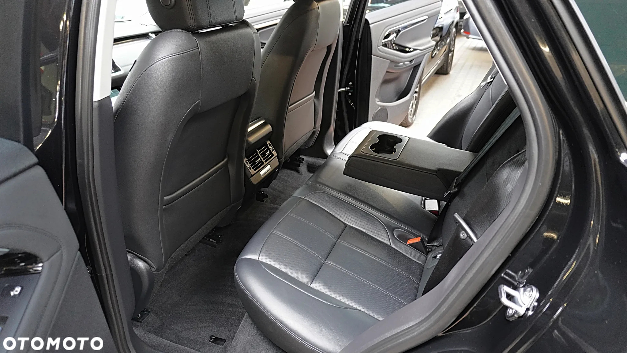 Land Rover Range Rover Evoque 2.0 P200 mHEV SE - 16
