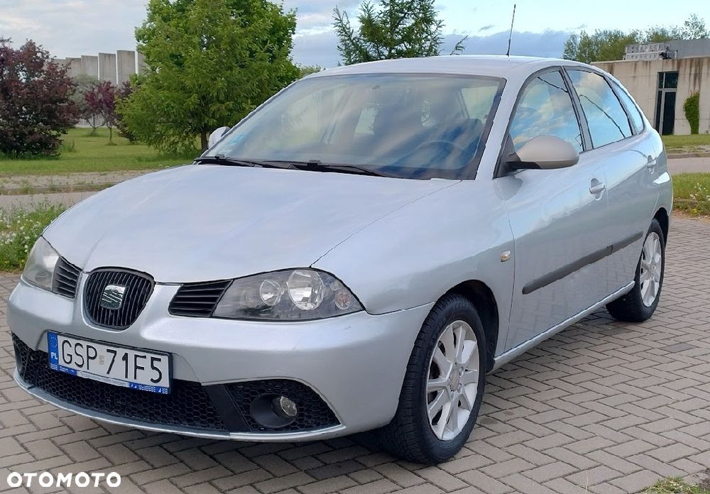 Seat Ibiza 1.6 16V Reference - 8
