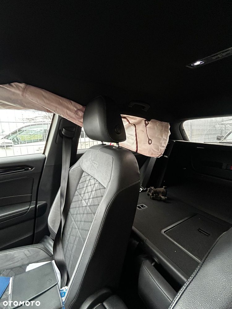 Volkswagen T-Roc 2.0 TDI SCR 4MOTION DSG R-Line - 16