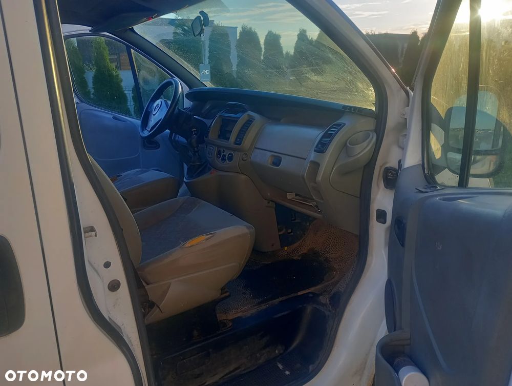 Opel Vivaro - 6
