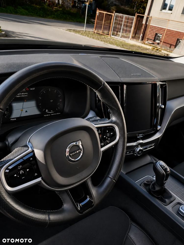 Volvo XC 60 D3 Momentum - 7