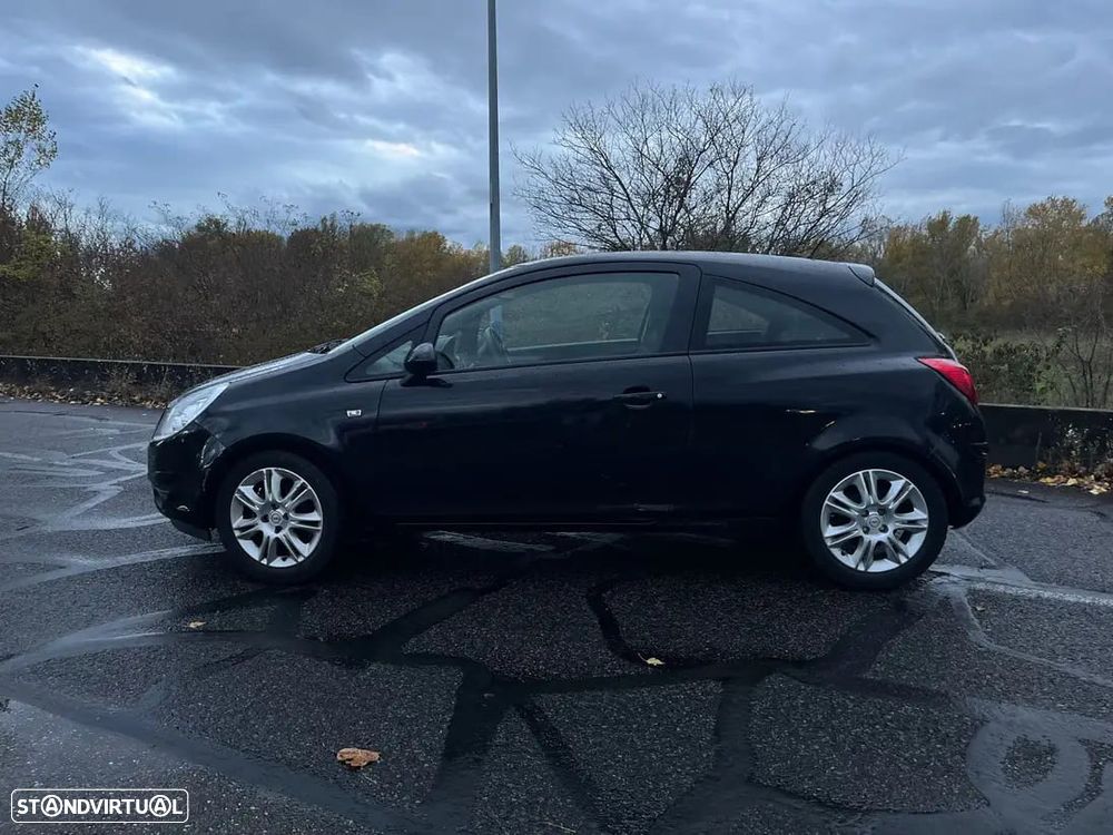 Opel Corsa 1.3 CDTI Enjoy EcoFLEX - 3