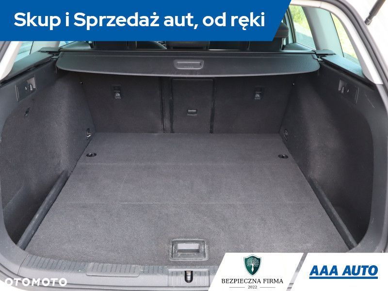 Volkswagen Golf Variant - 15