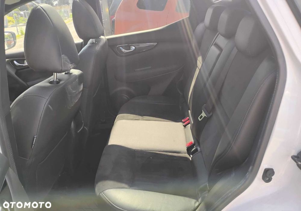 Nissan Qashqai - 10