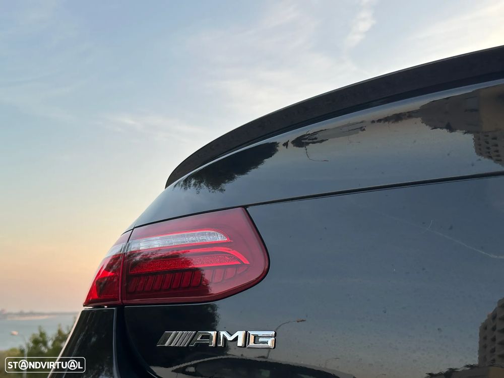 Mercedes-Benz E 53 AMG 4-Matic+ - 27