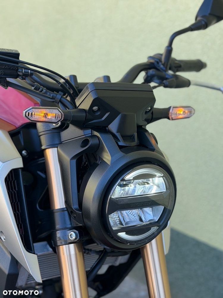 Honda CB - 2