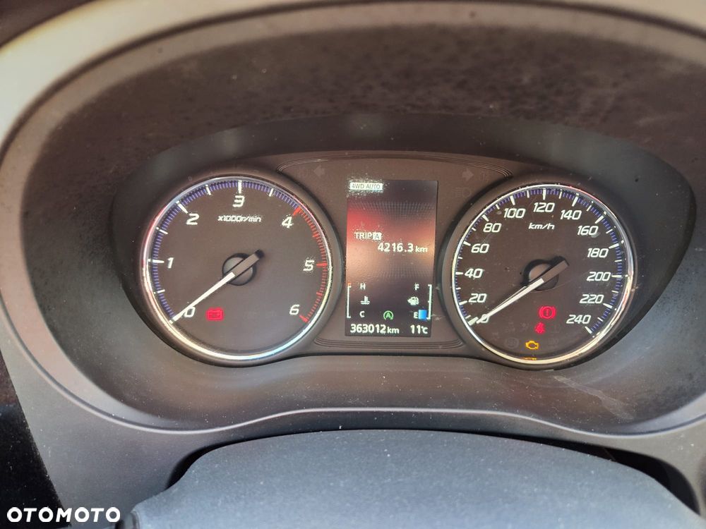 Mitsubishi Outlander 2.2 DID Intense + 4WD - 19