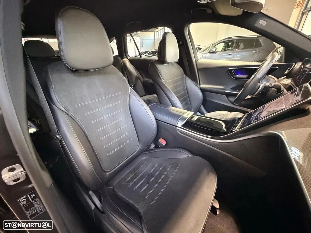 Mercedes-Benz C 300 d AMG Line - 35