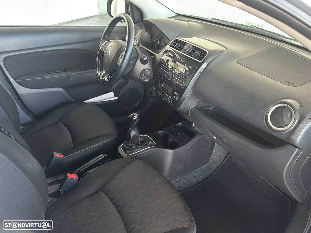 Mitsubishi Space Star 1.2 Intense Connect Edition - 13