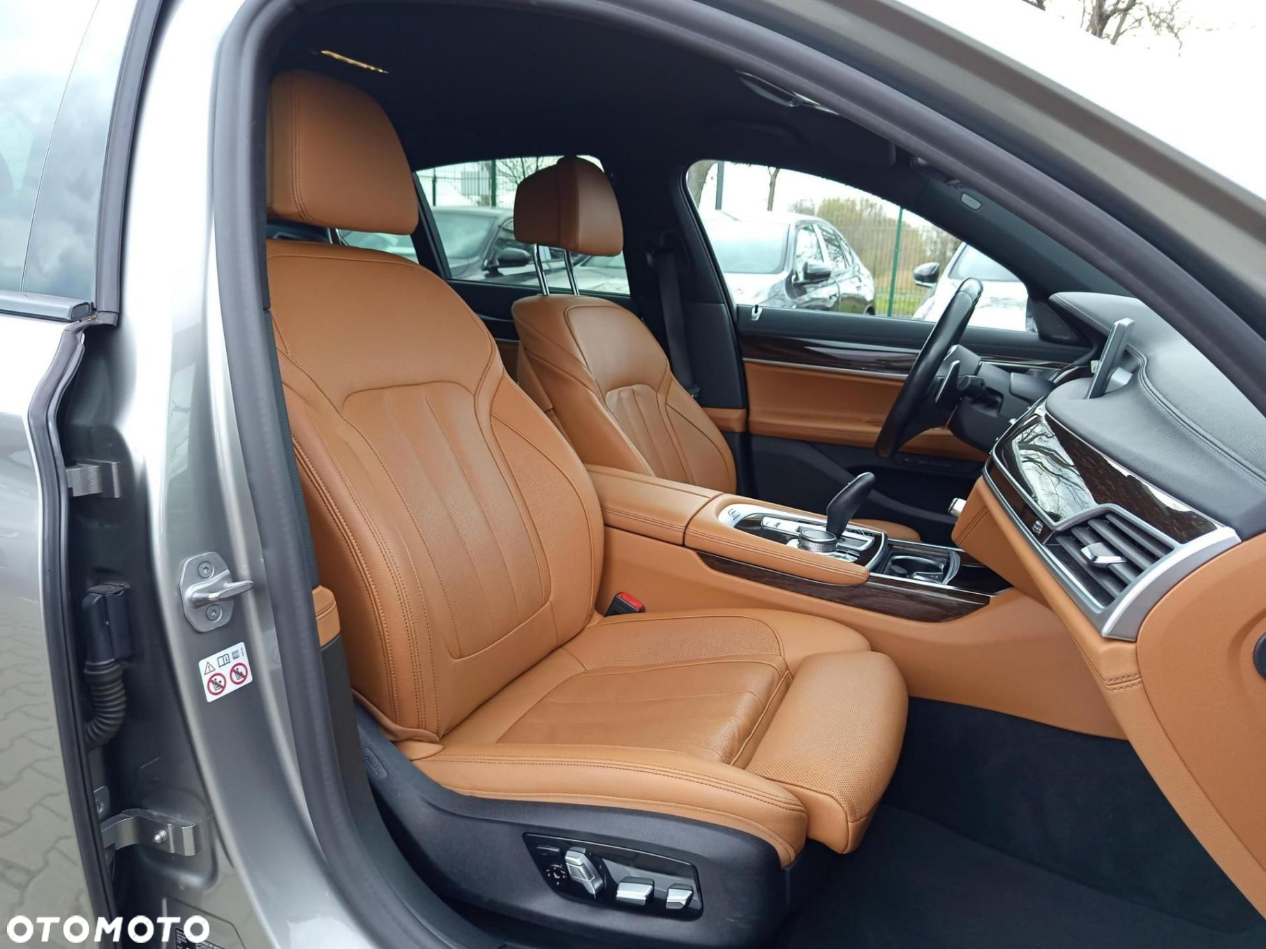 BMW Seria 7 - 19